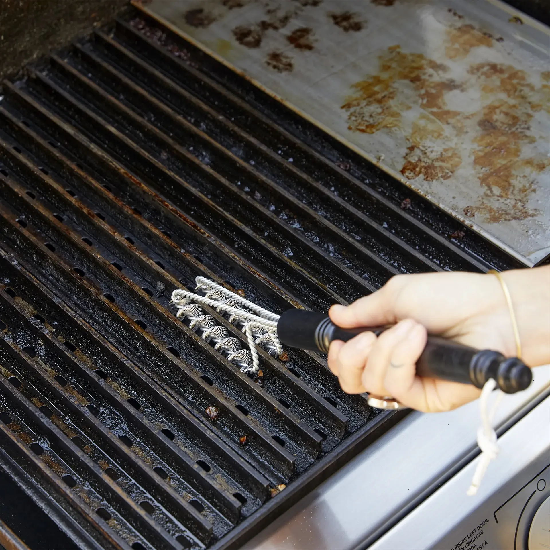 GrillGrate Stainless Steel Grate Valley Brush Bristle-less Dual Head