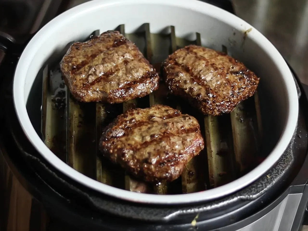 Sear'NSizzle GrillGrate for the Cosori Air Fryer NINJA